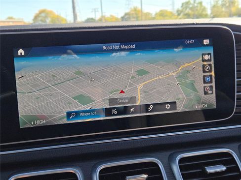 Used 2021 Mercedes-Benz GLS 450 4MATIC image 33