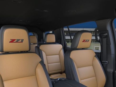 New 2027 Chevrolet Traverse Z71 w/ Driver Confidence Package AWD/4WD image 24