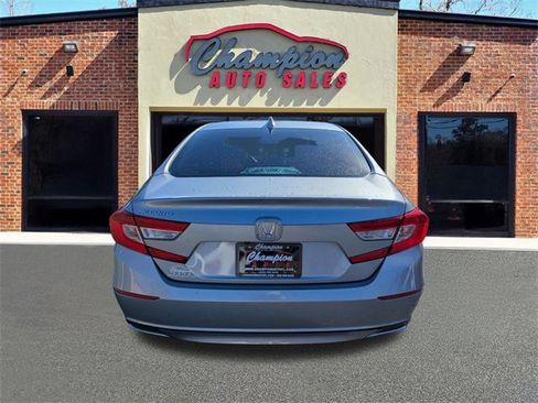 Used 2018 Honda Accord EX-L image 6