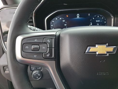 Used 2023 Chevrolet Silverado 1500 LT AWD/4WD image 21