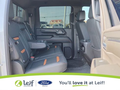 Used 2024 GMC Sierra 2500 AT4 w/ Technology Package image 34