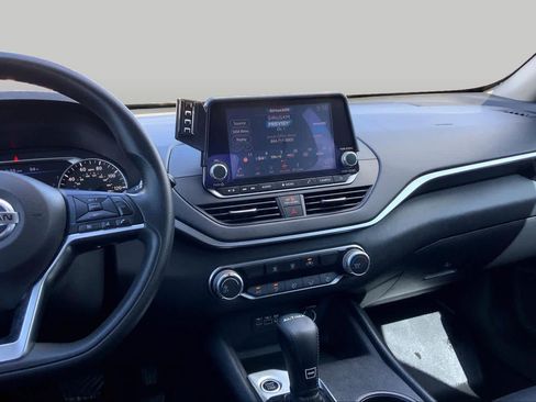 Used 2020 Nissan Altima 2.5 S FWD image 7