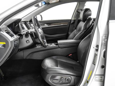 Used 2017 Genesis G80 3.8 image 28