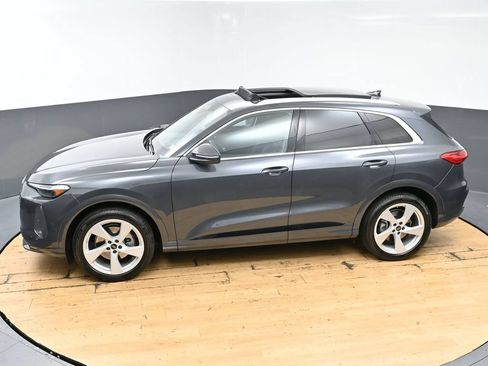Used 2025 Audi Q5 Prestige AWD/4WD image 49