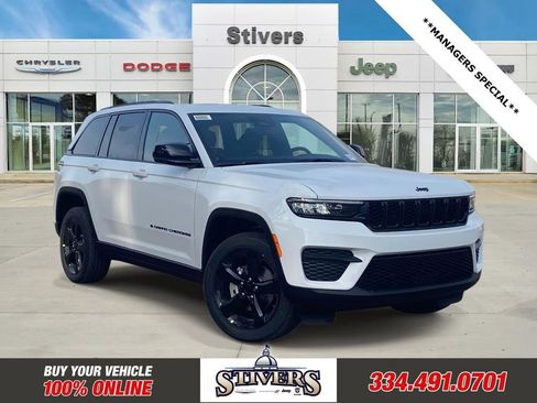 New 2025 Jeep Grand Cherokee Altitude image 1