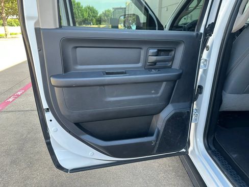 Used 2018 RAM 3500 Tradesman w/ Chrome Appearance Group AWD/4WD image 23