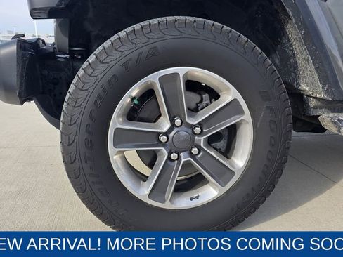 Used 2019 Jeep Wrangler Unlimited Sahara image 10