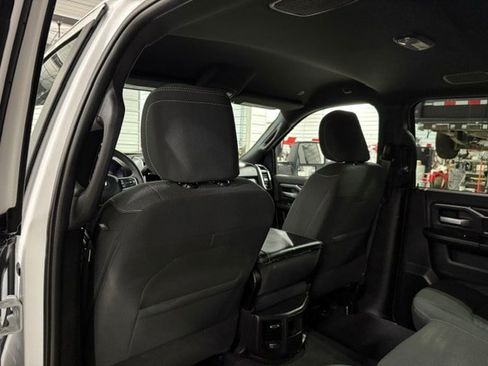 Used 2025 RAM 2500 Big Horn AWD/4WD image 33
