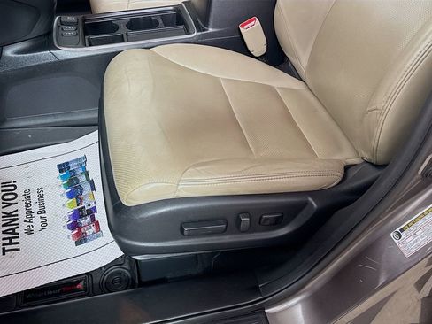 Used 2016 Honda CR-V EX-L image 17