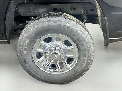 New 2026 RAM 2500 Tradesman w/ Chrome Appearance Group image 20