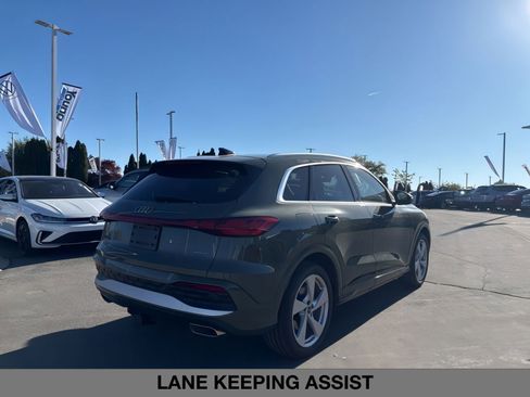 New 2025 Audi Q5 Prestige image 4