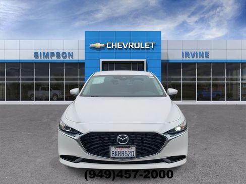 Used 2019 MAZDA MAZDA3 Sedan w/ Select Package FWD image 3