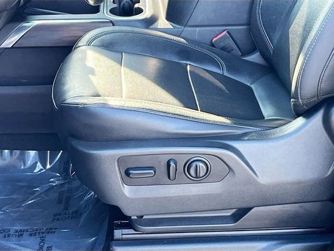 Used 2020 GMC Sierra 1500 SLT w/ SLT Premium Package image 19