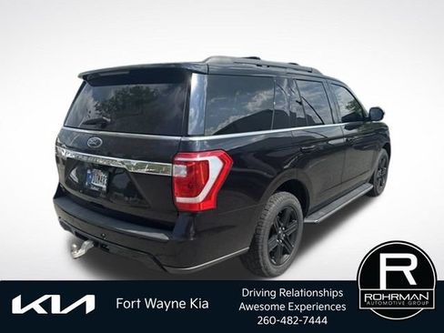 Used 2021 Ford Expedition XLT AWD/4WD image 6