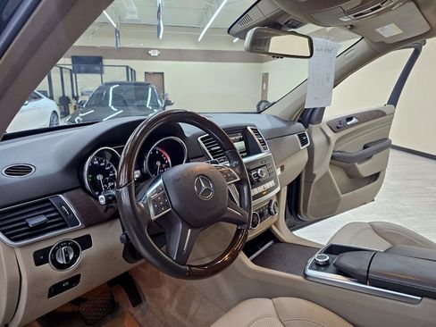 Used 2015 Mercedes-Benz ML 350 2WD w/ Premium 1 Package image 20