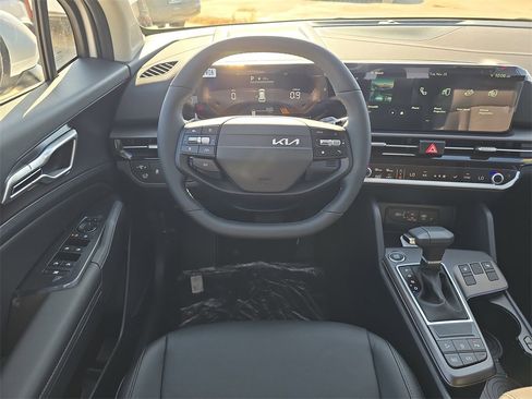 New 2026 Kia Sportage EX image 16