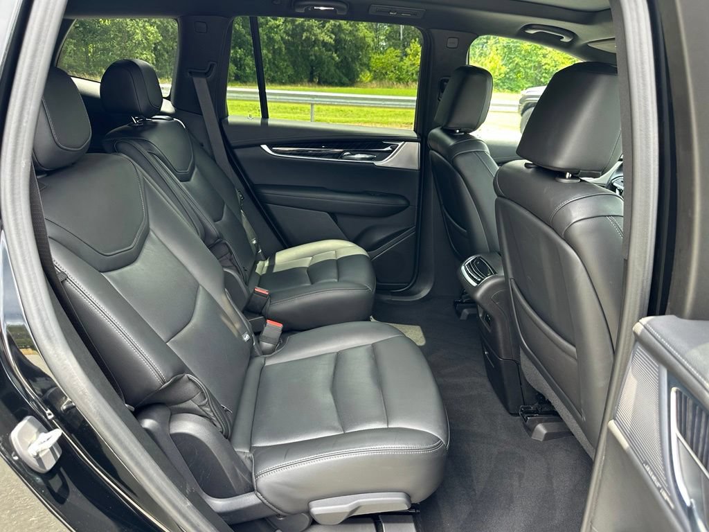 Used 2022 Cadillac XT6 Premium Luxury AWD/4WD image 22
