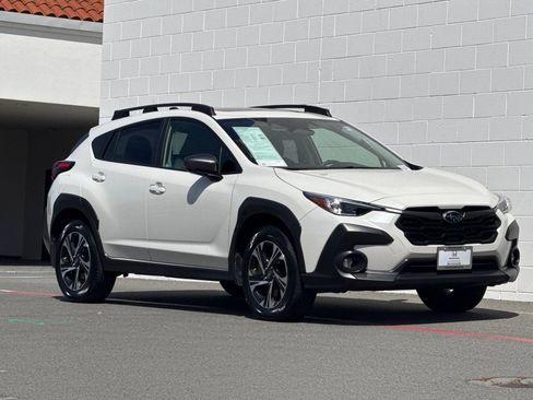 Used 2024 Subaru Crosstrek 2.0i Premium image 6