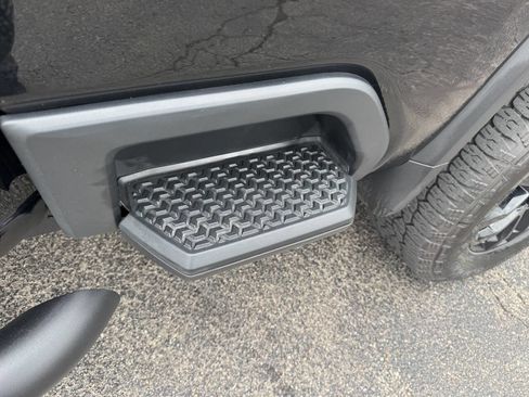 Used 2025 Chevrolet Silverado 2500 LTZ w/ Trail Boss Package image 19