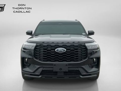 Used 2025 Ford Explorer ST-Line w/ Premium Package RWD image 8