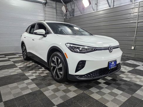 Used 2023 Volkswagen ID.4 2WD image 4