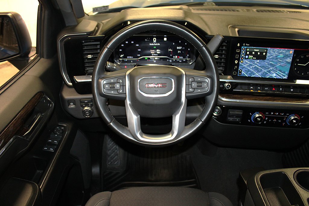 Used 2023 GMC Sierra 1500 Elevation AWD/4WD image 10