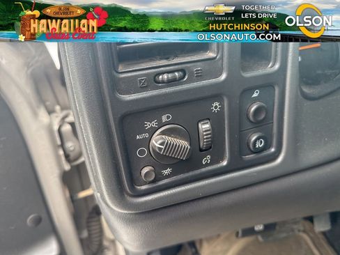 Used 2007 GMC Sierra 2500 SLE w/ Heavy-Duty Power Package image 17