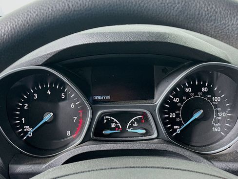 Used 2019 Ford Escape SE FWD image 12