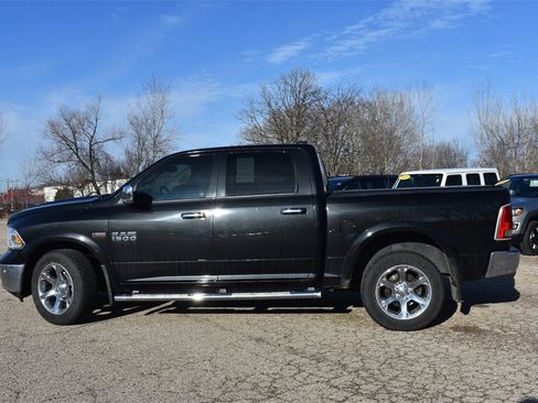 Used 2017 RAM 1500 Laramie w/ Convenience Group image 3