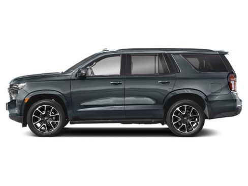 Used 2021 Chevrolet Tahoe RST w/ Luxury Package AWD/4WD image 3