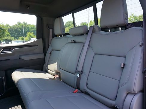 Used 2025 GMC Sierra 1500 SLT w/ SLT Premium Plus Package AWD/4WD image 14
