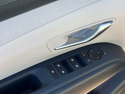 New 2026 Hyundai Tucson SEL image 18