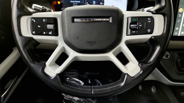 Used 2022 Land Rover Defender 110 X-Dynamic SE AWD/4WD image 57