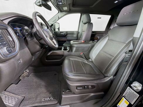 Used 2022 GMC Sierra 3500 Denali image 12
