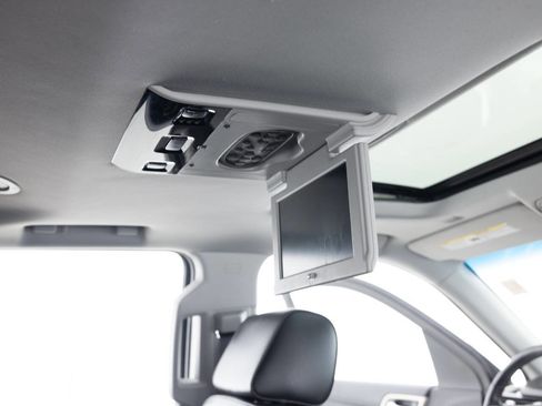 Used 2015 GMC Yukon Denali w/ Touring Package image 37