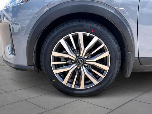 Certified 2023 Nissan Kicks SV image 10