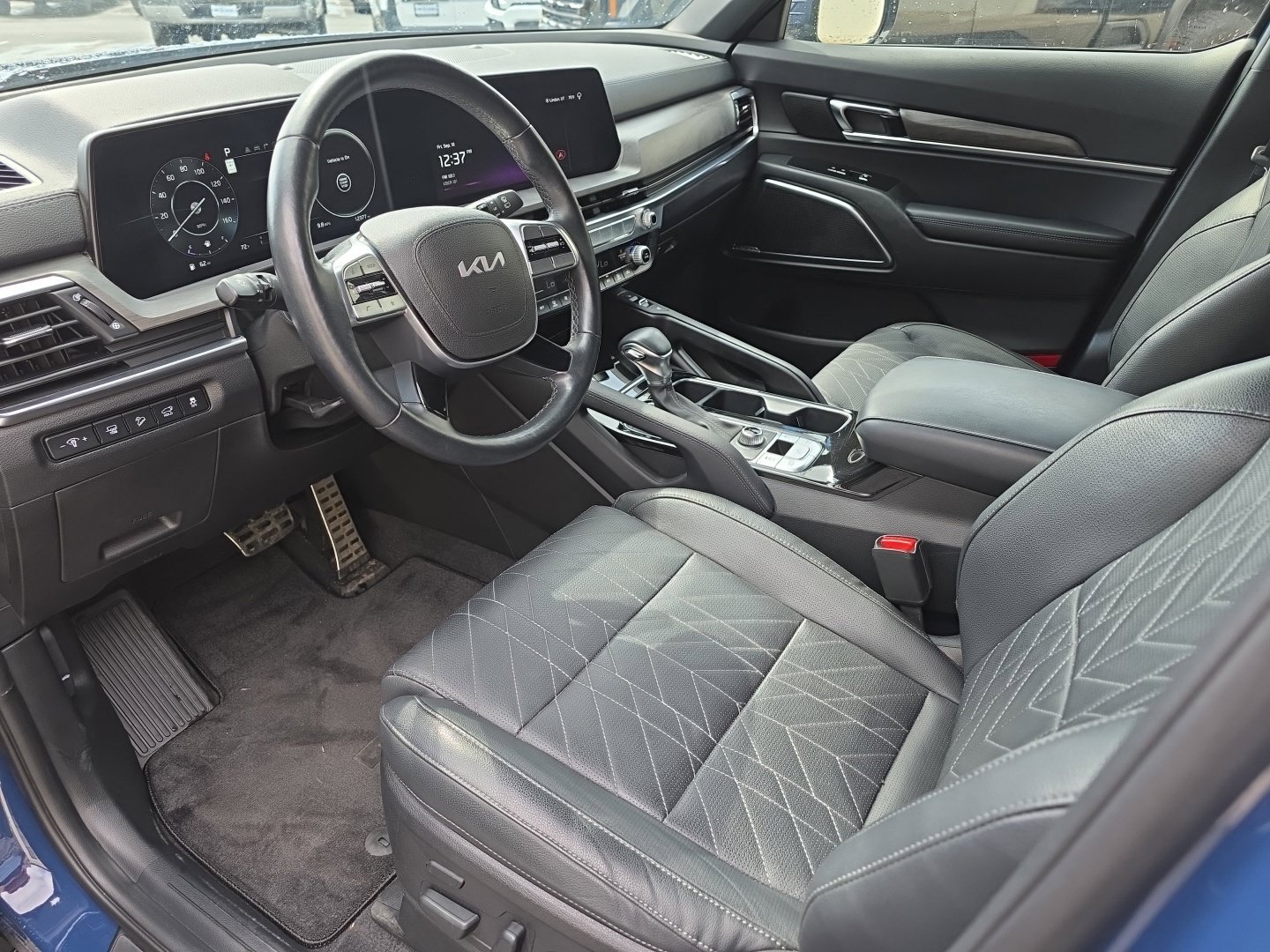 Used 2024 Kia Telluride SX X-Line AWD/4WD image 6