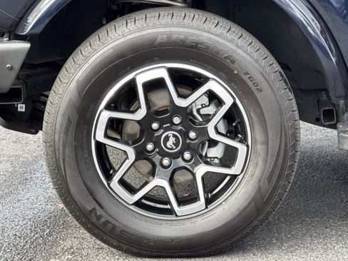 Used 2021 Ford Bronco Outer Banks image 12