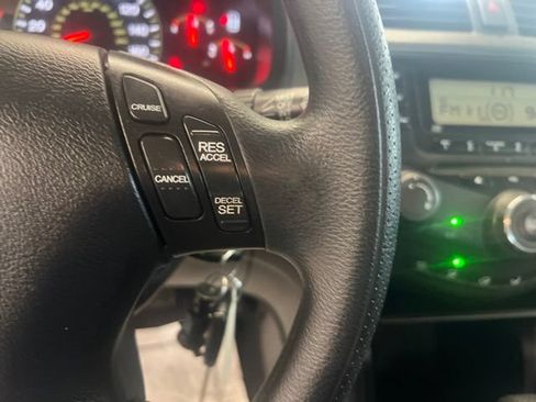 Used 2004 Honda Accord LX image 11