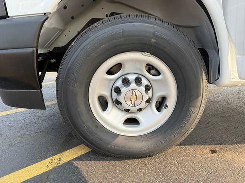 New 2025 Chevrolet Express 2500 w/ Driver Convenience Package image 21