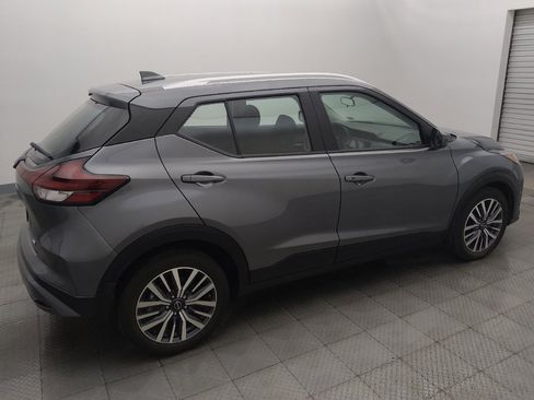 Used 2023 Nissan Kicks SV FWD image 10