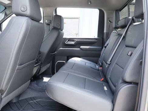 Used 2026 Chevrolet Silverado 3500 LTZ w/ LTZ Convenience Package AWD/4WD image 22