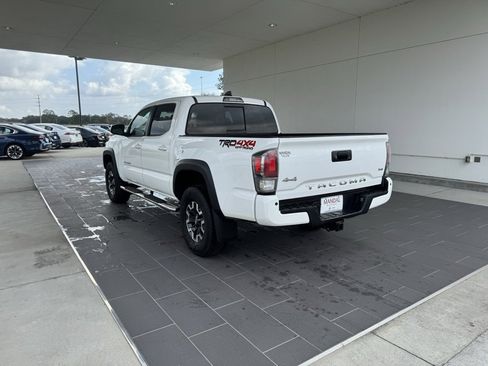 Used 2020 Toyota Tacoma TRD Off-Road image 8