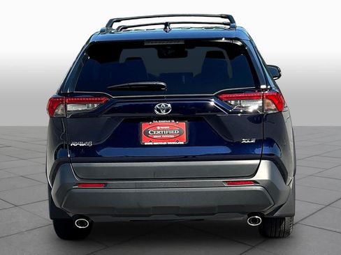 Used 2025 Toyota RAV4 XLE Premium FWD image 5