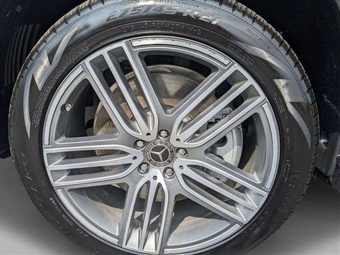 Certified 2025 Mercedes-Benz GLS 450 4MATIC image 22