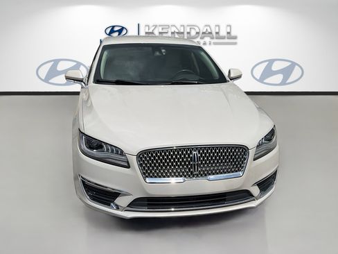 Used 2020 Lincoln MKZ FWD image 2
