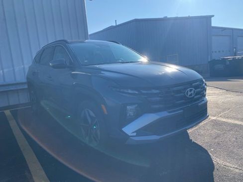 Used 2025 Hyundai Tucson SEL image 2