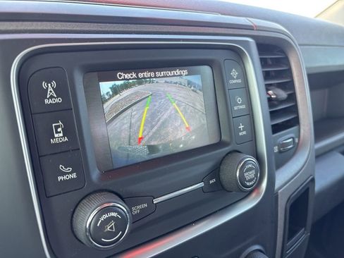 Used 2017 RAM 1500 Express AWD/4WD image 33