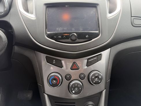 Used 2015 Chevrolet Trax LTZ w/ LPO, Protection Package AWD/4WD image 9