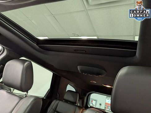 Used 2025 Dodge Durango GT AWD/4WD image 26